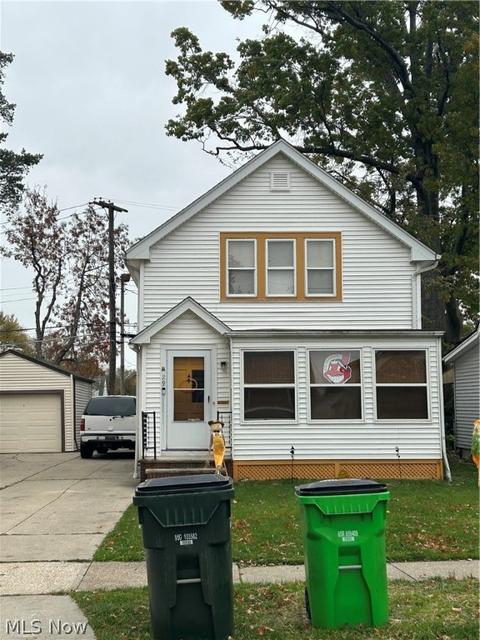 29 E 221st St, Euclid, OH 44123 photo 1