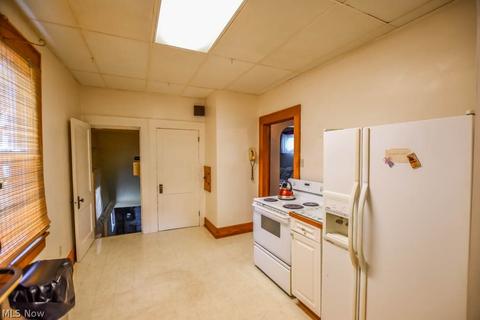 2820 Nicholas Pl NW, Canton, OH 44708 photo 9