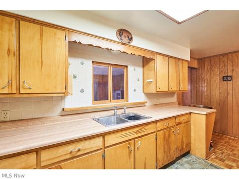 1595 Centerview Dr, Copley, OH 44321 photo 9