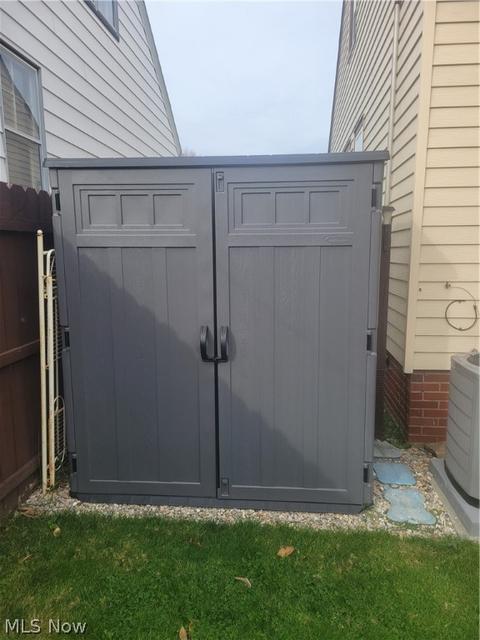 6703 Forest Ave, Parma, OH 44129 photo 20