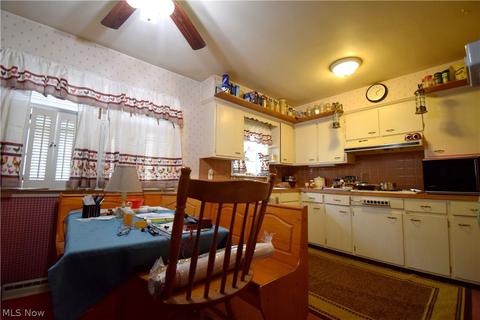 595 Stephens Rd, Akron, OH 44312 photo 6
