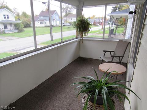 1113 E 16th St, Ashtabula, OH 44004 photo 5