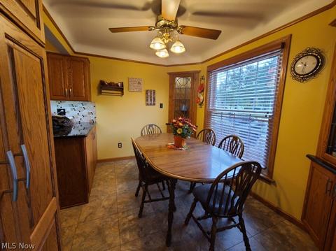 2216 Lorimer Rd, Parma, OH 44134 photo 5