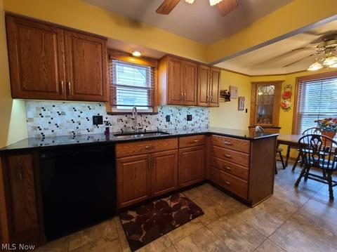 2216 Lorimer Rd, Parma, OH 44134 photo 4