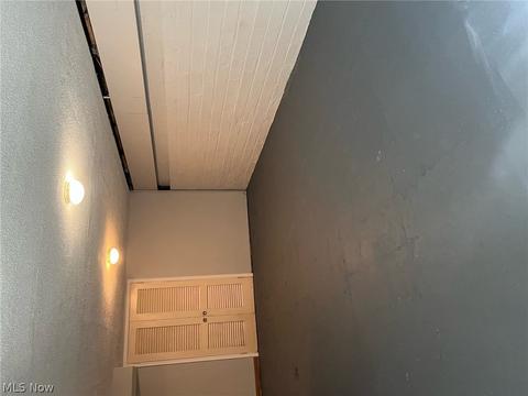 160 E 219th St, Euclid, OH 44123 photo 32