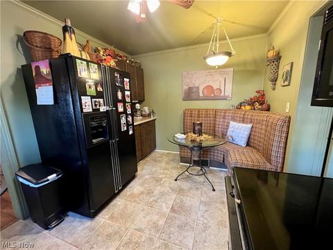 124 E 15th St, Dover, OH 44622 photo 6