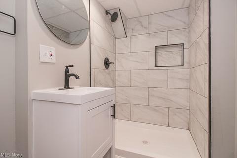 499 E Decker Dr, Seven Hills, OH 44131 photo 17
