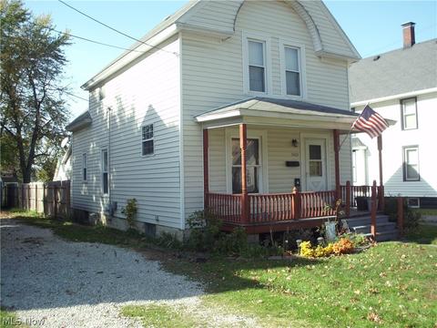 5405 Adams Ave, Ashtabula, OH 44004 photo 2