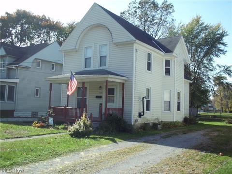 5405 Adams Ave, Ashtabula, OH 44004 photo 3