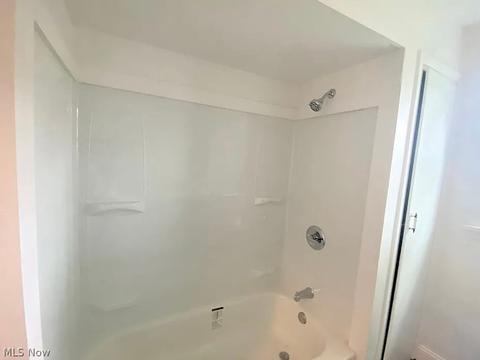 339 Overlook Blvd, Struthers, OH 44471 photo 8