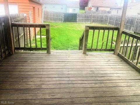 339 Overlook Blvd, Struthers, OH 44471 photo 12