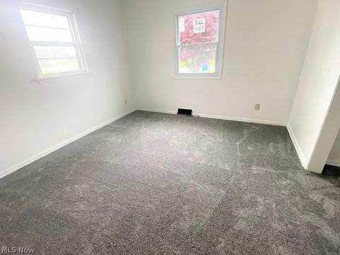 339 Overlook Blvd, Struthers, OH 44471 photo 9