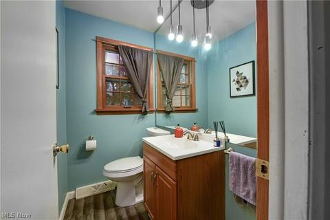921 Elywood Dr, Elyria, OH 44035 photo 18