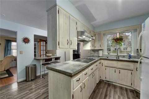 921 Elywood Dr, Elyria, OH 44035 photo 9