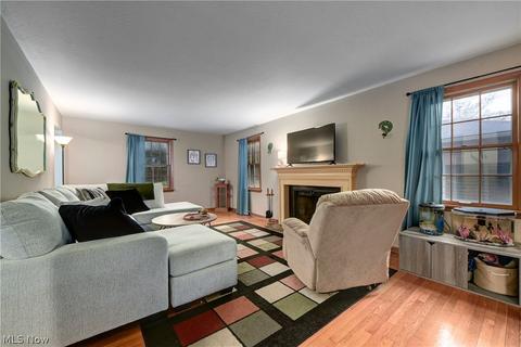 921 Elywood Dr, Elyria, OH 44035 photo 13