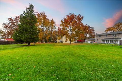 921 Elywood Dr, Elyria, OH 44035 photo 35