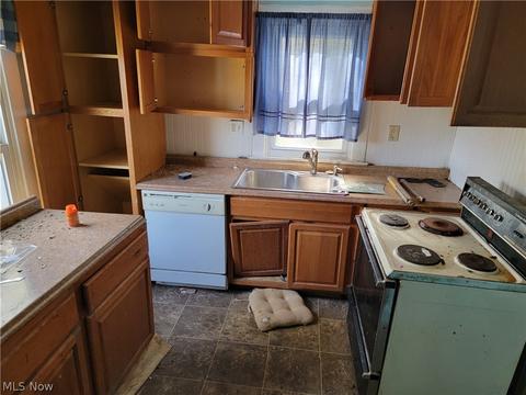 127 Mendel Ct, Elyria, OH 44035 photo 8