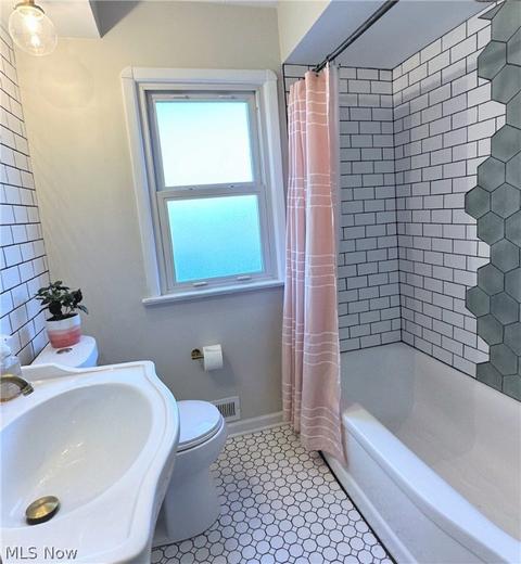 11330 Deborah Dr, Parma, OH 44130 photo 23
