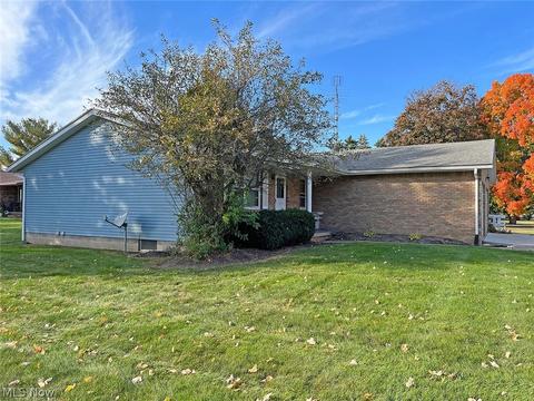 4305 Avondale Ln NW, Canton, OH 44708 photo 6