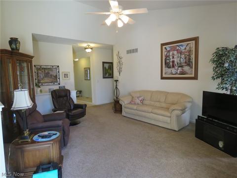 4620 Viewcrest Ct, Lorain, OH 44053 photo 5