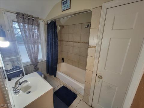 785 E 236th St, Euclid, OH 44123 photo 17
