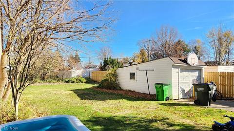 785 E 236th St, Euclid, OH 44123 photo 6