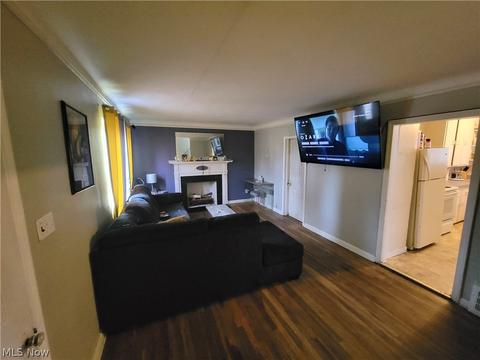 785 E 236th St, Euclid, OH 44123 photo 7