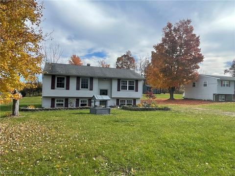 4676 Knickerbocker Cir, Ashtabula, OH 44004 photo 1