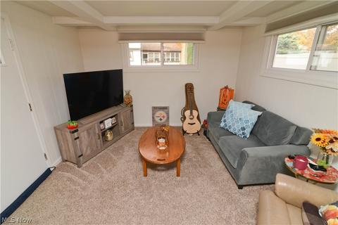 674 Oakridge Dr, Boardman, OH 44512 photo 14