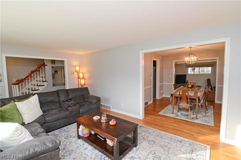 674 Oakridge Dr, Boardman, OH 44512 photo 11
