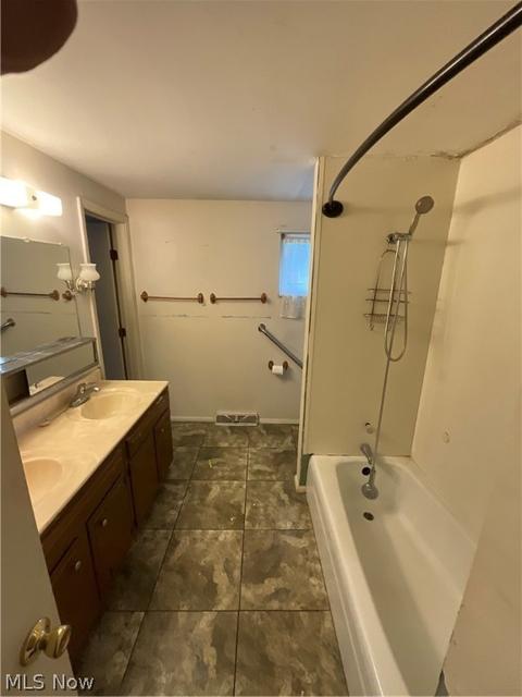 575 Georgetown Ave, Elyria, OH 44035 photo 21