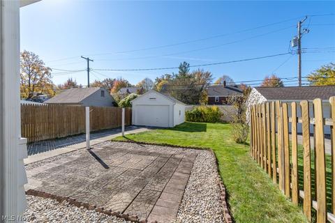 106 E 216th St, Euclid, OH 44123 photo 8