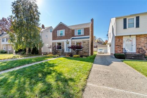 106 E 216th St, Euclid, OH 44123 photo 3
