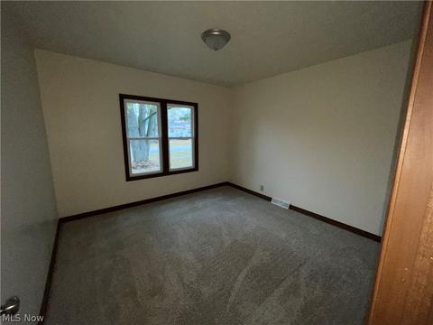 212 Forest St, Lagrange, OH 44050 photo 5