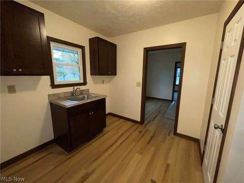 212 Forest St, Lagrange, OH 44050 photo 12