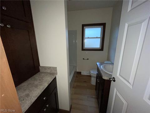 212 Forest St, Lagrange, OH 44050 photo 7