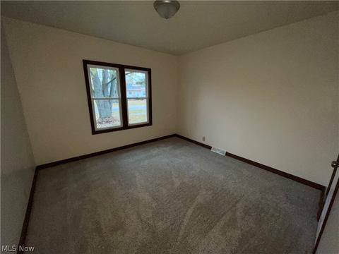 212 Forest St, Lagrange, OH 44050 photo 6
