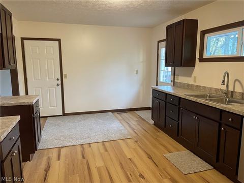 212 Forest St, Lagrange, OH 44050 photo 23