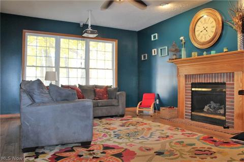 4917 Pebblehurst Dr, Stow, OH 44224 photo 9