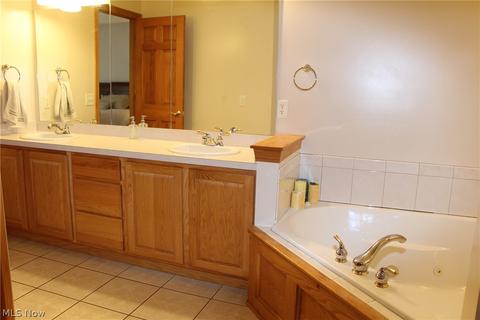 4917 Pebblehurst Dr, Stow, OH 44224 photo 20