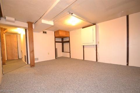 540 E Buchtel Ave, Akron, OH 44304 photo 3