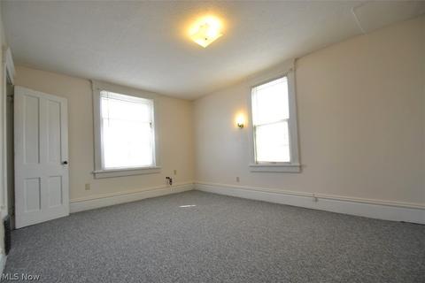 540 E Buchtel Ave, Akron, OH 44304 photo 33