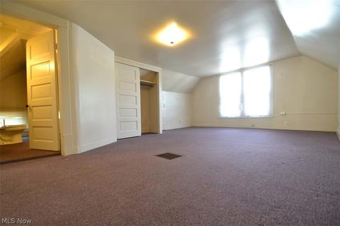 540 E Buchtel Ave, Akron, OH 44304 photo 29