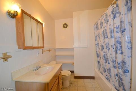 540 E Buchtel Ave, Akron, OH 44304 photo 27