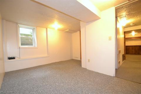 540 E Buchtel Ave, Akron, OH 44304 photo 6