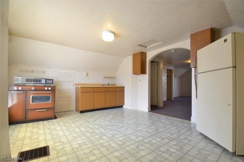 540 E Buchtel Ave, Akron, OH 44304 photo 36
