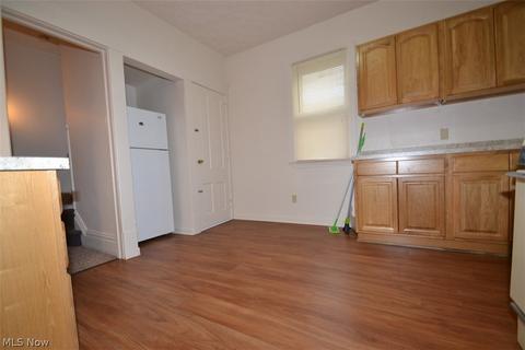 540 E Buchtel Ave, Akron, OH 44304 photo 13