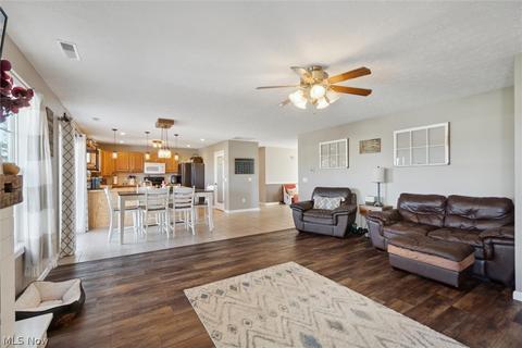 8059 Giddings Rd, Rootstown, OH 44272 photo 11