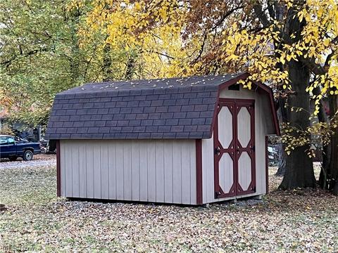 1012 E Front St, Dover, OH 44622 photo 27