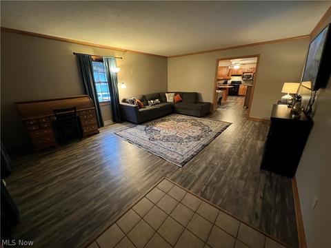 1012 E Front St, Dover, OH 44622 photo 3